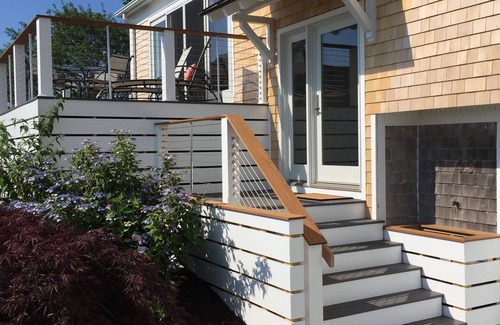 Little Compton Casa | Renovación moderna con vistas al océano y corta distancia a South Shore Beach