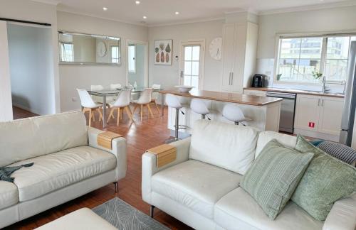 Kilcunda Casa | Coastal Sanctuary, Pet Firendly with Fireplace, wood provided Just 50m to Kilcunda Beach and 100m to the Ocean View Hotel The Sticks and Copper Door Kitchen Accessibility Friendly