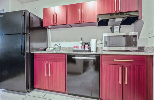 Winterset Hotel | Cobblestone Inn & Suites - Boise City