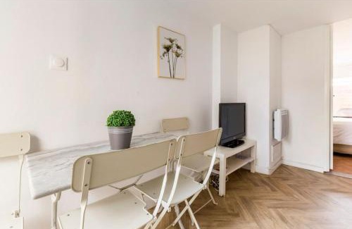 Mons-en-Baroeul Apartamento | Cocon et parking privé sur place a 5min de lille