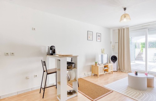 Plateau - Mont-Valerien Apartamento | Cocon Urbain à deux pas de la défense - Terrace