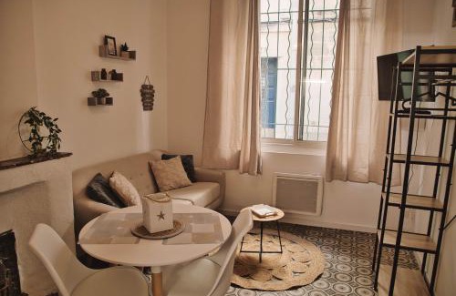 Beaucaire Apartamento | Cocoon 2 - Chamant studio au centre de BEAUCAIRE