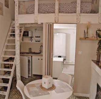 Beaucaire Apartamento | Cocoon 2 - Chamant studio au centre de BEAUCAIRE