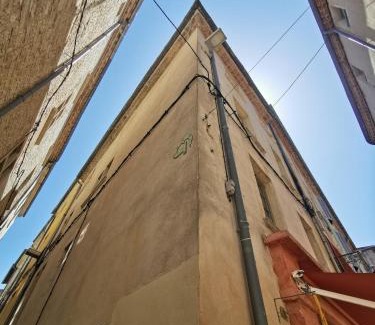 Nimes City Centre Apartamento | Coeur écusson - entre les Arènes et la Maison Carrée