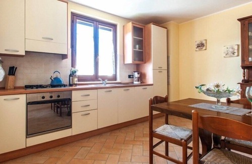 Gualdo Cattaneo Villa | Colle Arponi, modern holiday home, private with pool