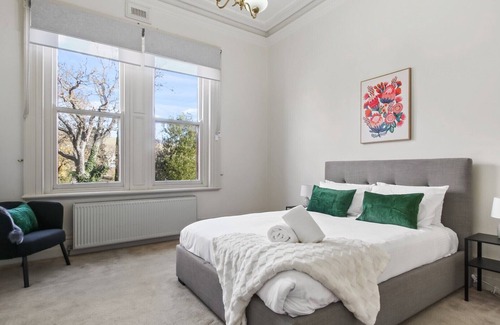 Omeo Hotel | Colonial Bank Motel