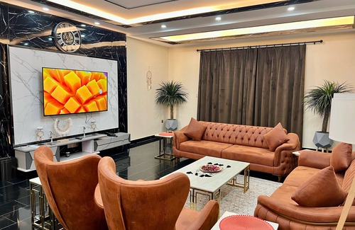 Monrovia Hotel | Colony Club Resort & casino