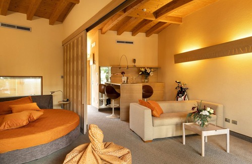 Bardolino Hotel | Color Hotel Style, Design & Gourmet