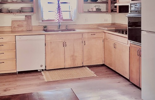 Mars Hill Casa | Casa vintage de estilo familiar. 15 min-Wolf Ridge 25 min -Asheville 15-Weaverville