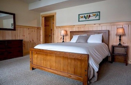 Weare Complejo | Come stay at our four season resort!