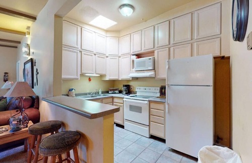 Alto Casa | Come Stay at Robert's Retreat