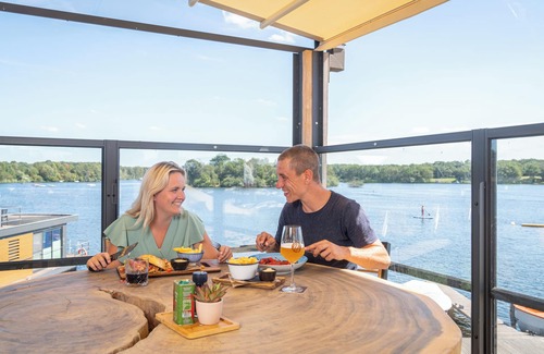 Leuken Casa | Comfort 4-person water house in the holiday park Landal Marina Resort Well