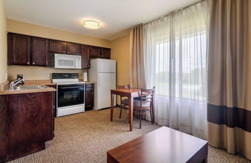 Pittsburg Hotel | Comfort Inn and Suites Pittsburg