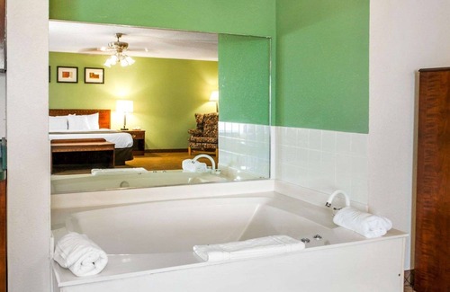 Goshen Hotel | Comfort Inn Goshen