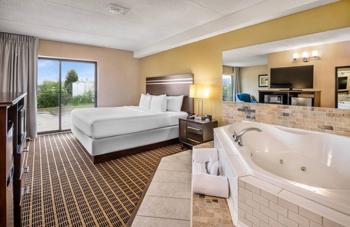 Guelph Hotel | Comfort Inn Guelph