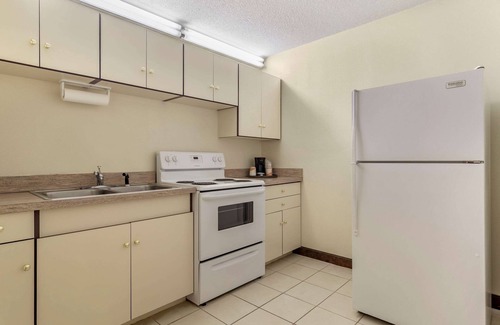 Athens Hotel | Comfort Inn & Suites Athens North