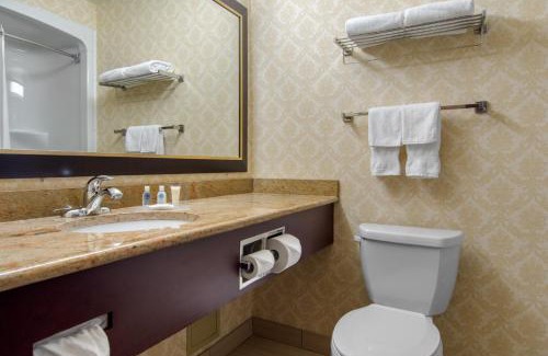 Saint-Nicolas Hotel | Comfort Inn & Suites