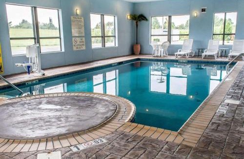 Franklin Hotel | Comfort Inn & Suites Franklin East