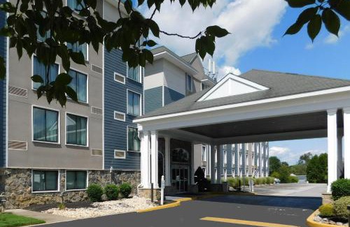 Glen Mills Hotel | Comfort Inn & Suites Glen Mills - West Chester