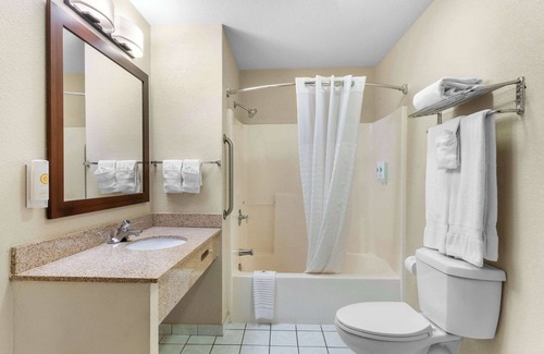 Greeley Hotel | Comfort Inn & Suites Greeley