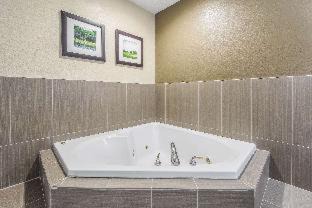 Greenwood Hotel | Comfort Inn & Suites Greenwood near University