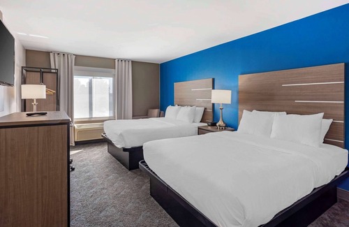 Harrisburg Hotel | Comfort Inn & Suites Harrisburg-Hershey North