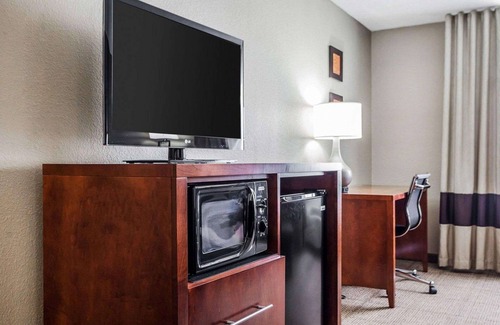 Moberly Hotel | Comfort Inn & Suites Moberly