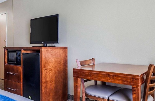 Moberly Hotel | Comfort Inn & Suites Moberly