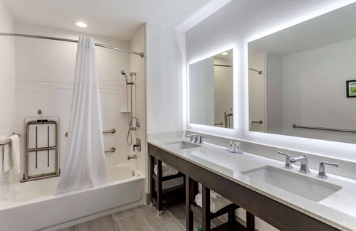 Olive Branch Hotel | Comfort Inn & Suites