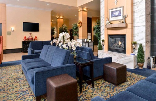 Tukwila Hotel | Comfort Suites Airport Tukwila Seattle