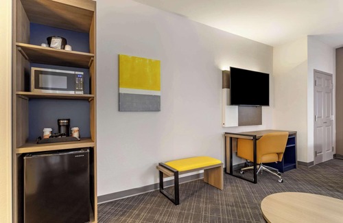 Shamard Heights Hotel | Comfort Suites Natchitoches