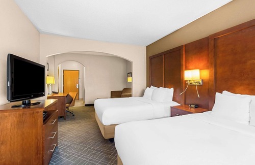 Vincennes Hotel | Comfort Suites Vincennes