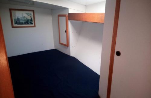 Marigot Alquiler De Eote | Comfortable and spacious sailboat