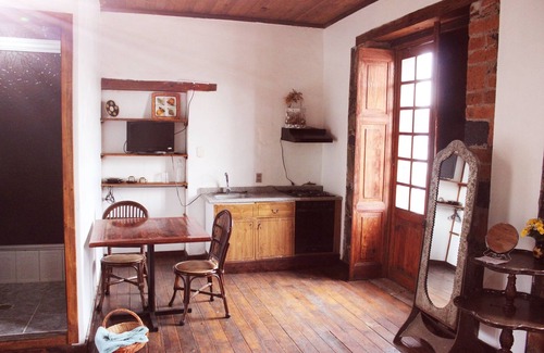 Jocotitlán Hotel | Cómodo Departamento Para Tomar Unas Vacaciones Ubicado En Casa del Siglo XVII