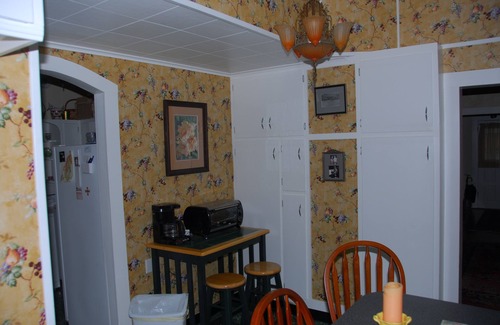 Newberg Casa | Elegancia cómoda en el corazón de Newberg