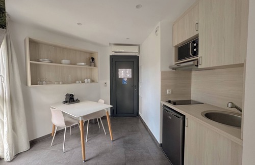 Les Hauts de Canet Apartamento | Estudio totalmente equipado en Malibu Village – Naturaleza y piscinas