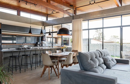 Praia do Rosa Apartamento | Comfortable House Near Praia do Rosa Egi001