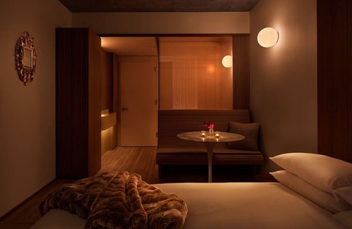 Bowery Hotel | Comfortable Queen Room with Amazing Views of Central Park and NYC Skyline