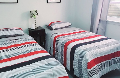 Leisure World Casa | Comfy 2 bdrm unit w/King size bed & Free parking.