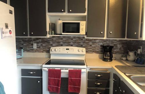 Bonita Casa | Comfy and Cozy La Verne Townhome - New Listing Special!