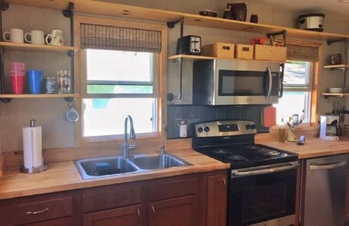 Goetzville Casa | Comfy Cottage to escape the crowds
