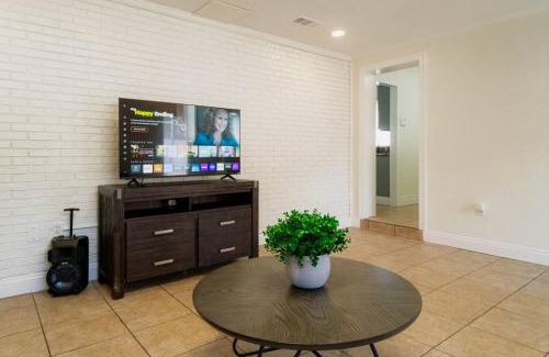 Tampa Casa | Comfy house walk to Stadium