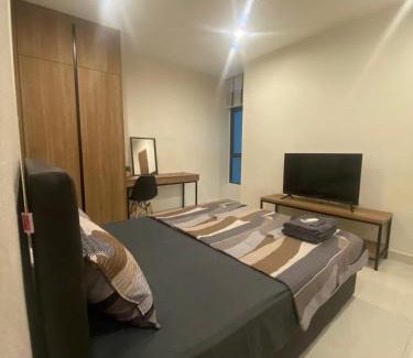 Batu Lintang Apartamento | Comfy Kuching Kozi Square Studio Unit
