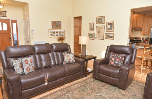 Ozone Casa | Cozy Cabin Mountain Top, Junto a Golf, Animales domésticos bienvenidos, Grandes atardeceres y vistas