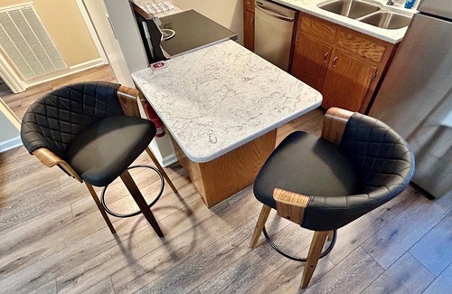 Crossville Apartamento | Comfy Retreat - Queen Bed Central Crossville