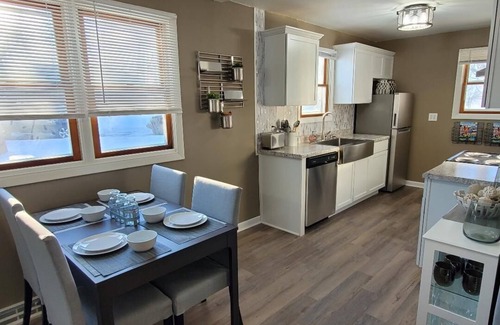 Lowder Casa | Completely remodeled, pet-friendly, 'smart' home in the country!