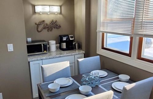 Lowder Casa | Completely remodeled, pet-friendly, 'smart' home in the country!