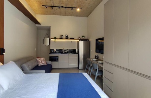 Agua Verde Apartamento | Completo no Batel, Ar Cond, CoWork, Praça do Japão