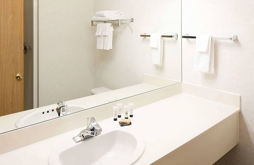 Sequim Complejo | Complimentary Bike Rentals! Explore our Beautiful Olympic Peninsula with Ease!