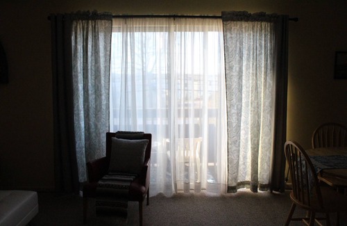 Gilford Condominio | Condominio con vista a la bahía de Paugus. Cerca de la playa Weirs y la montaña Gunstock.